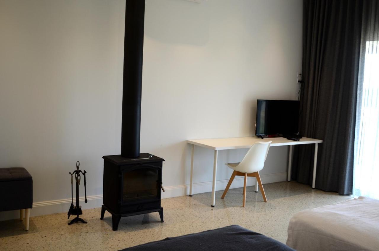 Rooks Edge Bed & Breakfast Gisborne Exterior foto